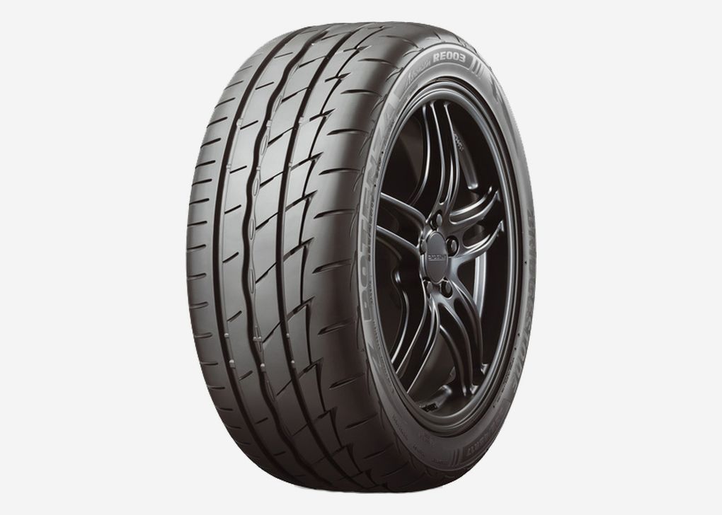 Bridgestone Potenza Adrenalin RE003 215/55R17 94W