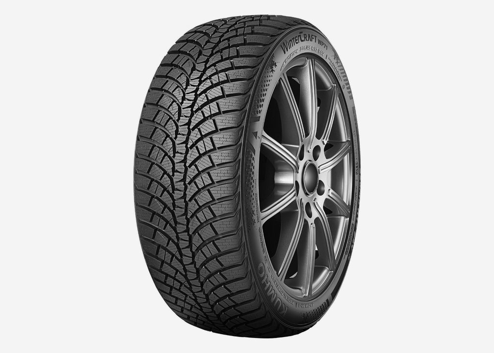Kumho Tire Wintercraft WP71 275/35R18 99V