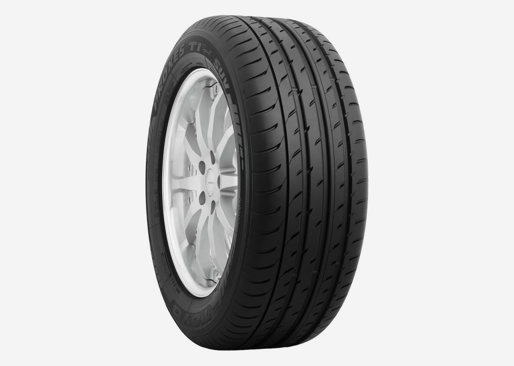 Toyo Tires Proxes T1 Sport SUV 235/65R17 104W